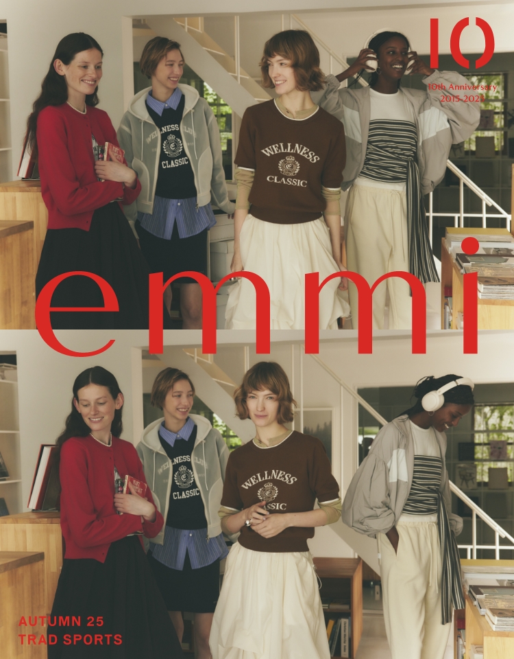 【emmi yoga】花柄ウェア 上下セット カーキグリーン 0サイズ emmi yoga】花柄ウェア 上下セット カーキグリーン 0サイズ-春夏