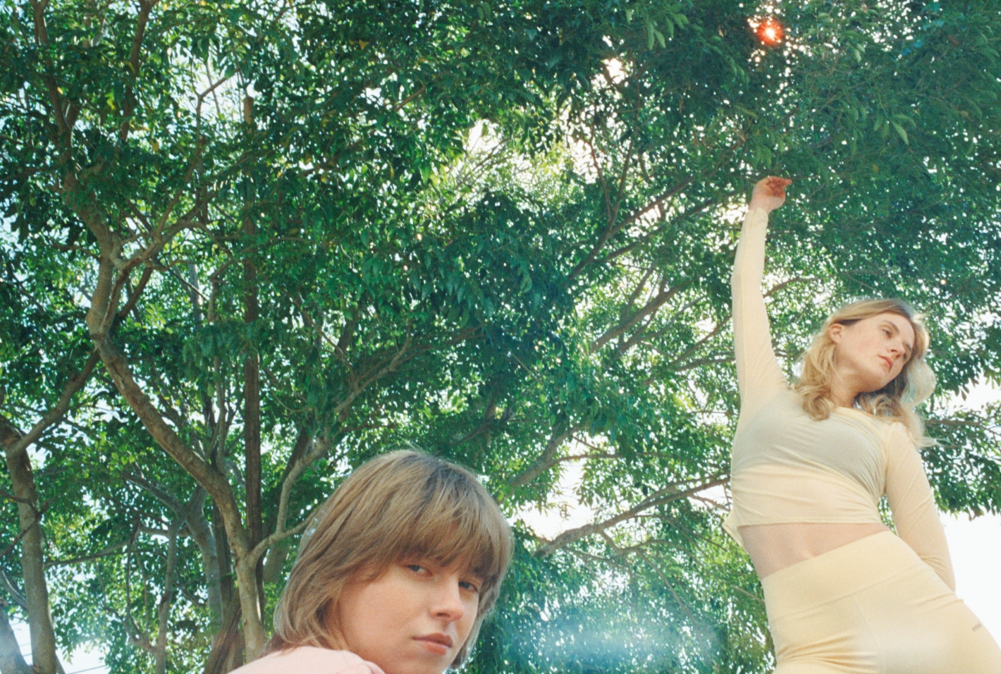 Midday Hours, Slowly Unwindingのスタイリング02