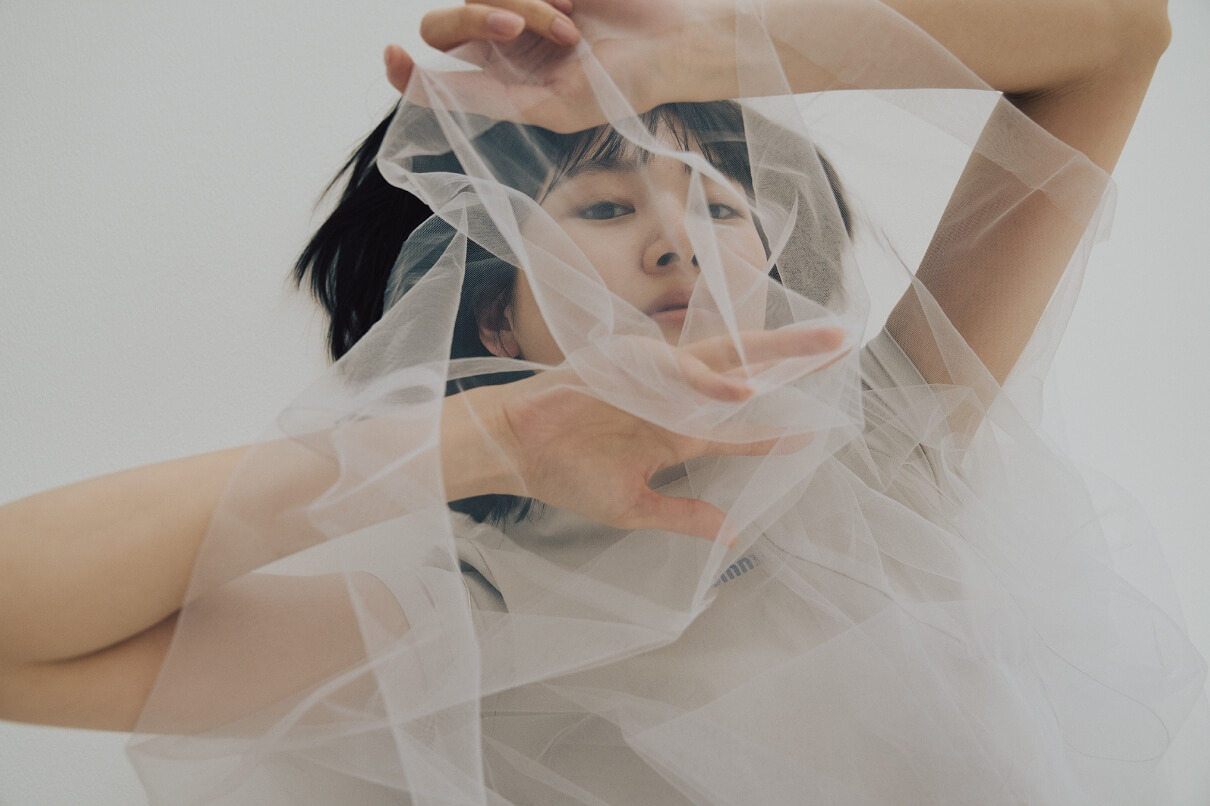 T-shirt,Skirt,Pants,Necklace,Shoes