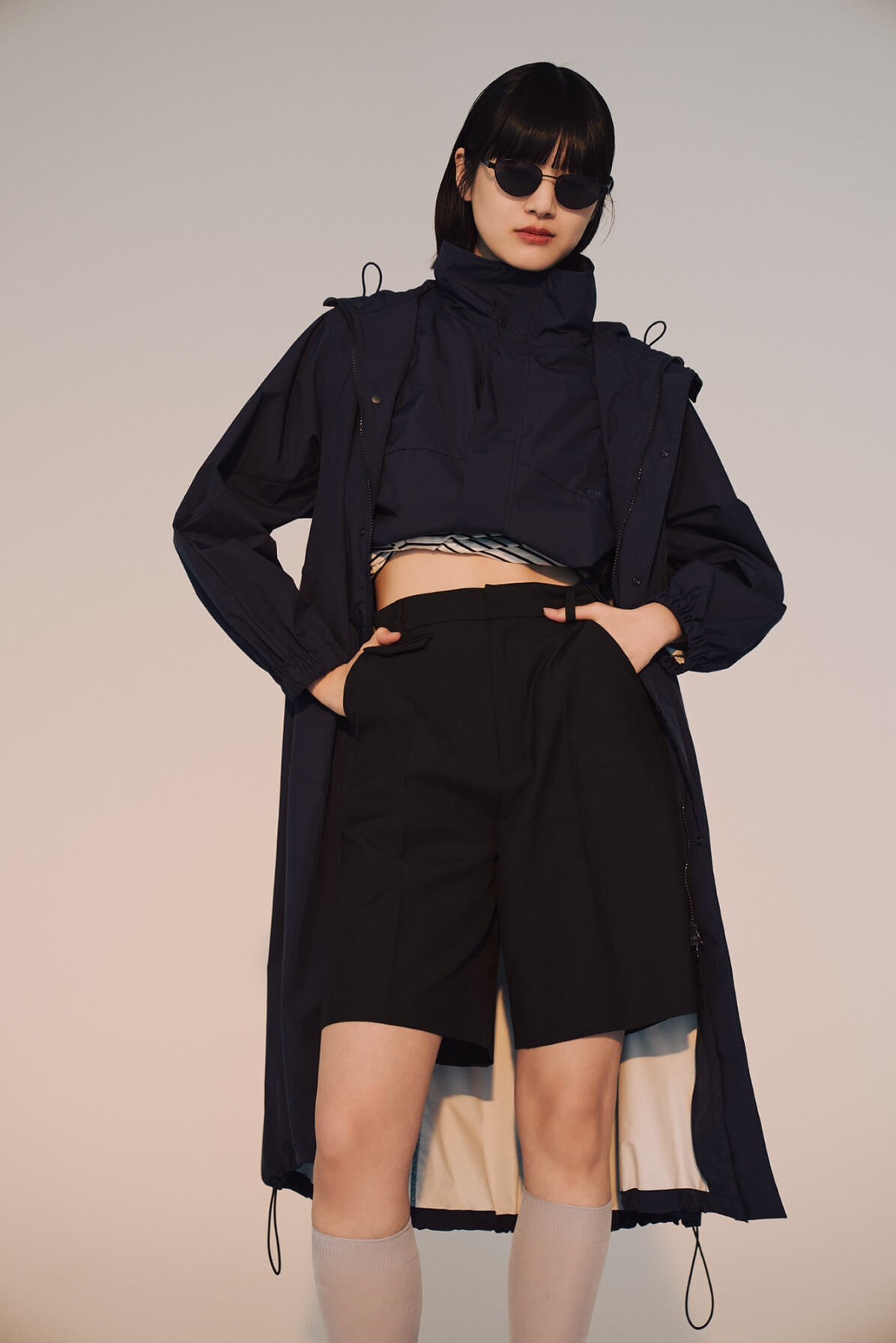 Coat,T-shirt,Pants,Sunglasses,Shoes