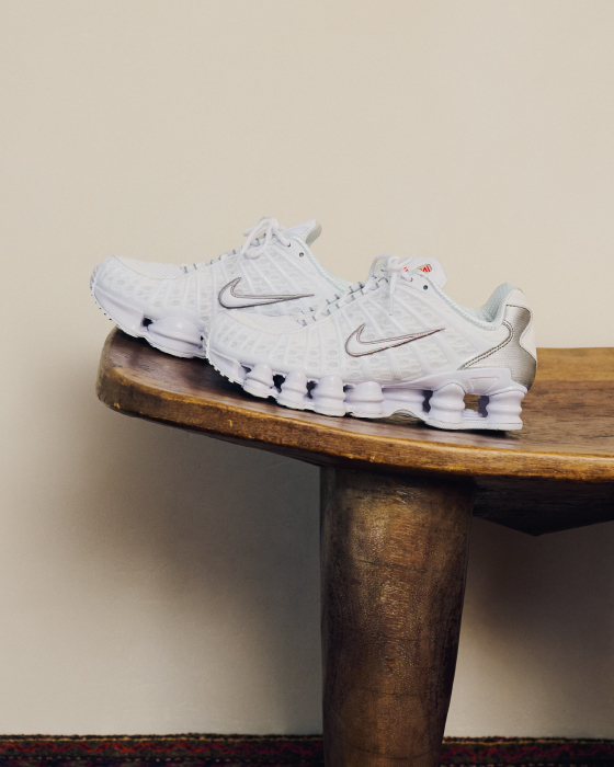 【NIKE】W NIKE SHOX TL