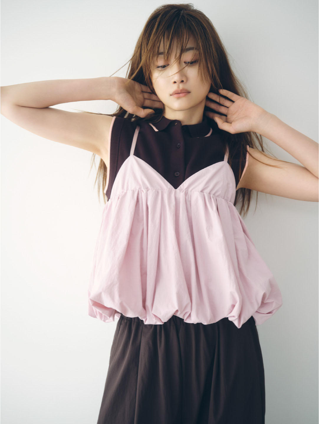 Tops 12,100yen Tops 16,500yen Pants 18,700yen Shoes 18,700yen (ASICS)