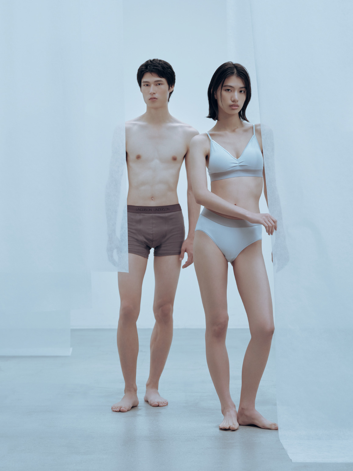 Back Open Camisole と Regular Short Boxer の着用カット