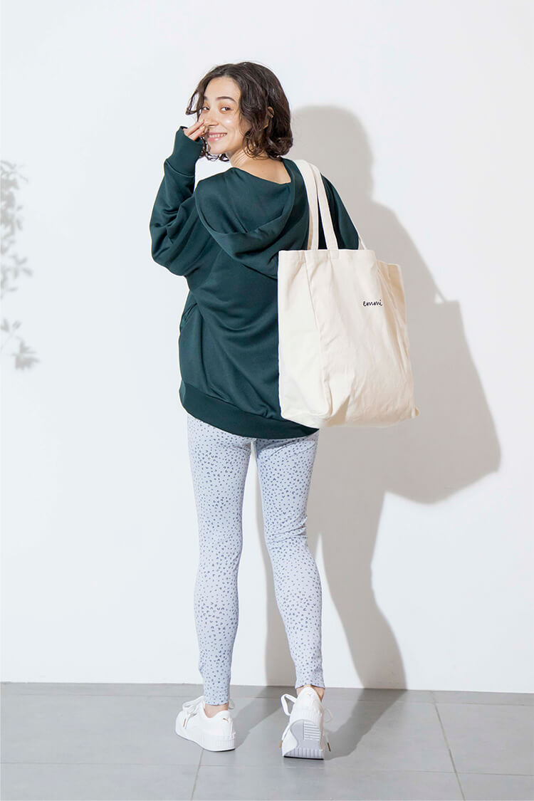 emmi yoga 2019 WINTER LOOK BOOK PRE ORDER