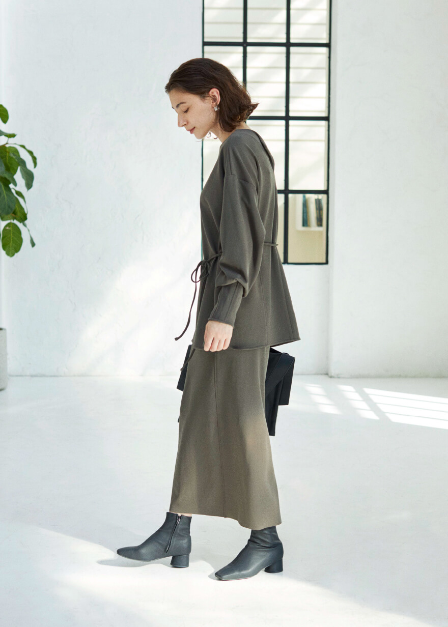 MOON柄　emmi セットアップ　カーキ MOON柄 emmi セットアップ カーキ emmi（エミ）の通販サイト 【公式】