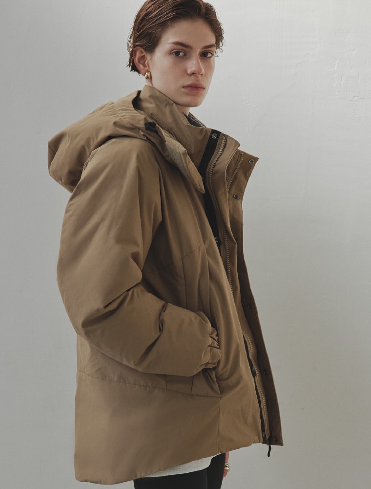 OUTDOOR LOOKS │ emmi（エミ）公式サイト