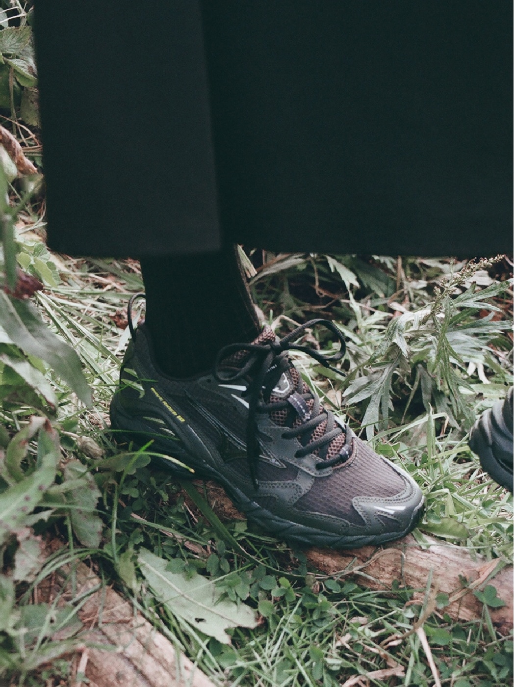 emmi | Mizunoシューズのアップ写真