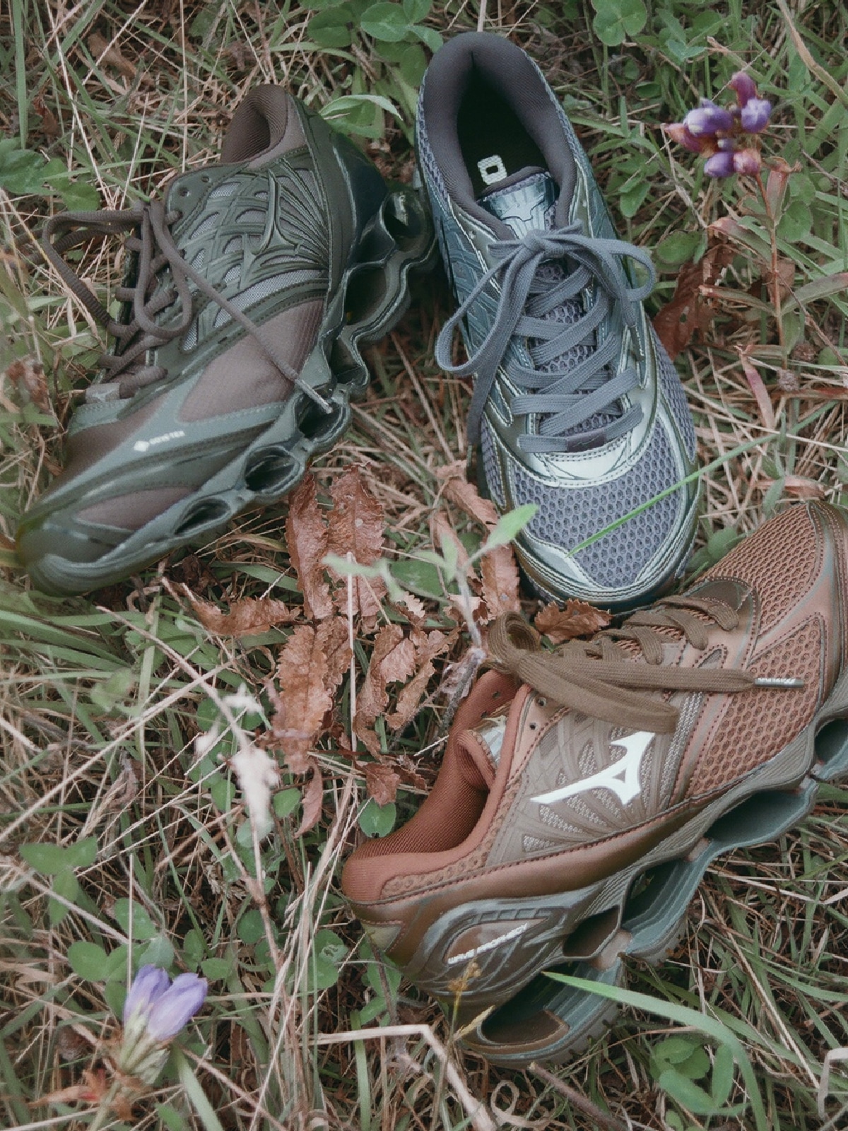 emmi | Mizunoのシューズのアップ写真