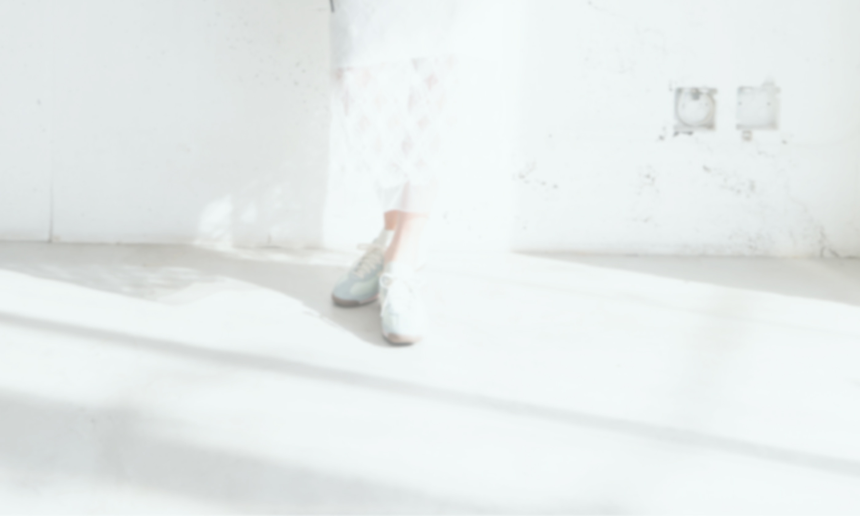 白をベースとした背景画像