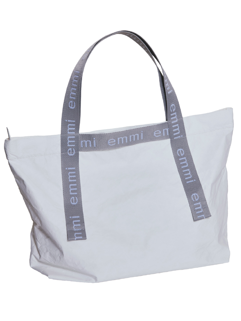 白色の【ONLINE限定】撥水emmiロゴビックトートバッグの商品画像