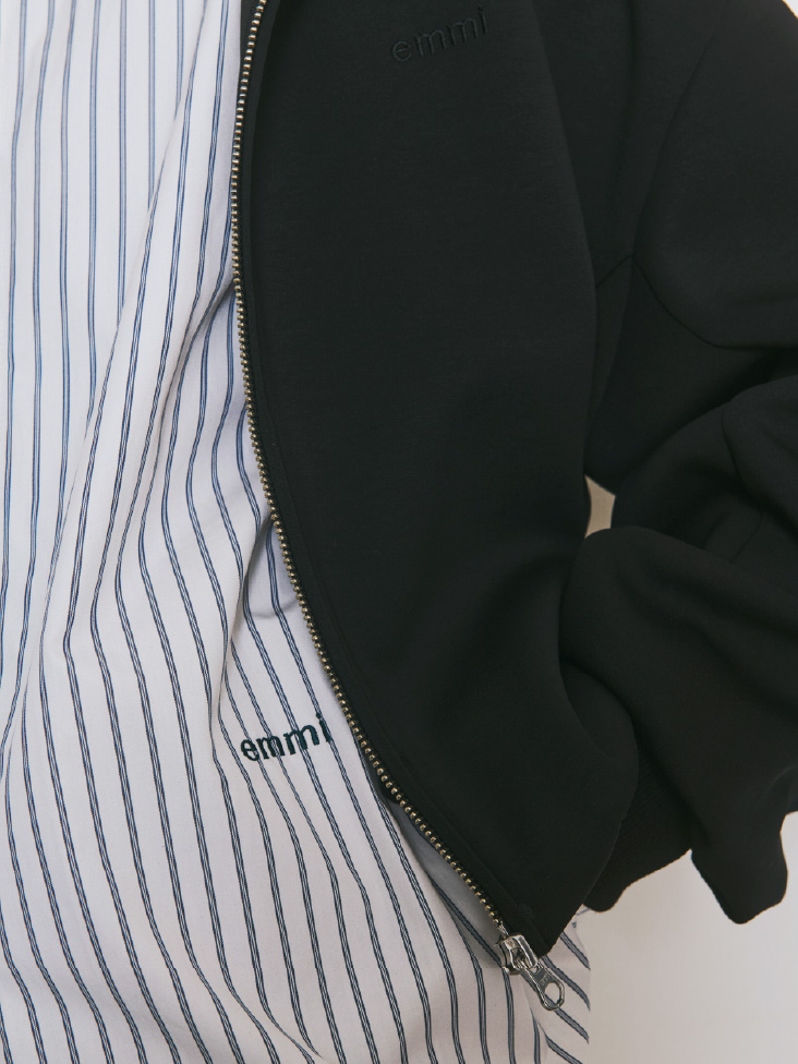 ビッグフォルムフーディーブルゾン、【ONLINE限定カラーあり】ストライプベーシックシャツの着用イメージ