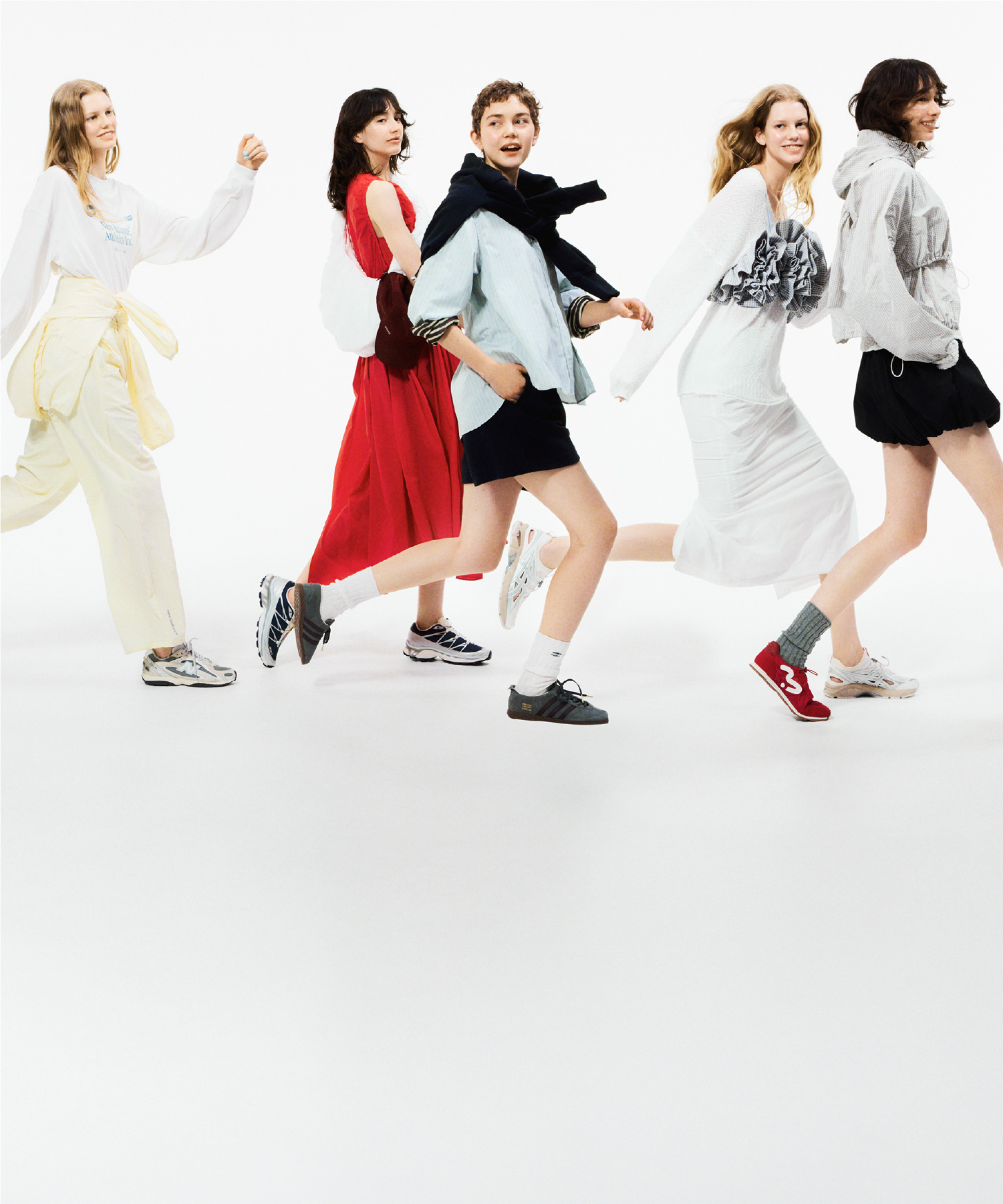 emmi sneaker FESのメインビジュアル