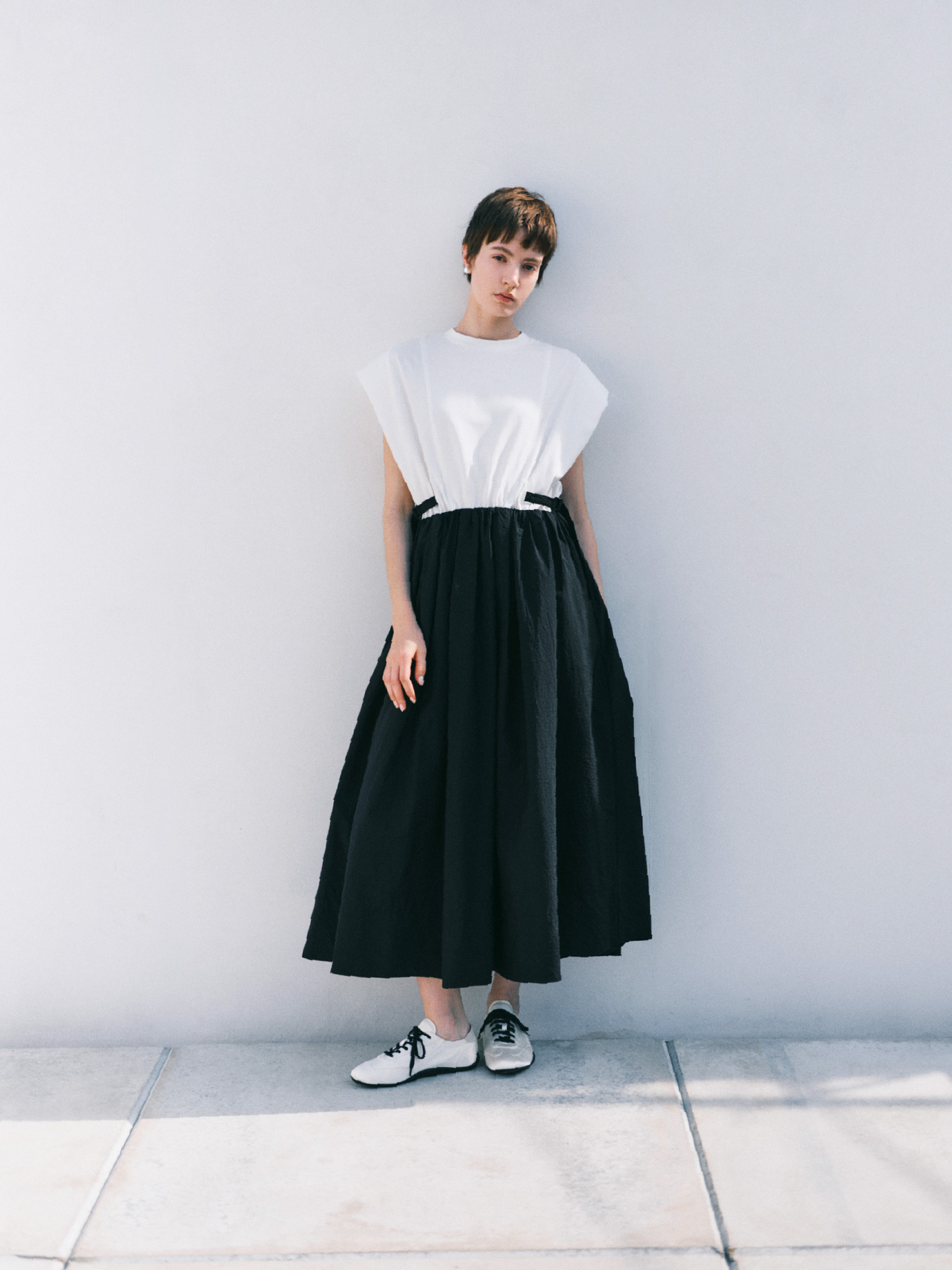 emiliumページ BLACK & WHITE '26 MID SUMMER COLLECTION │ emmi（エミ）公式サイト