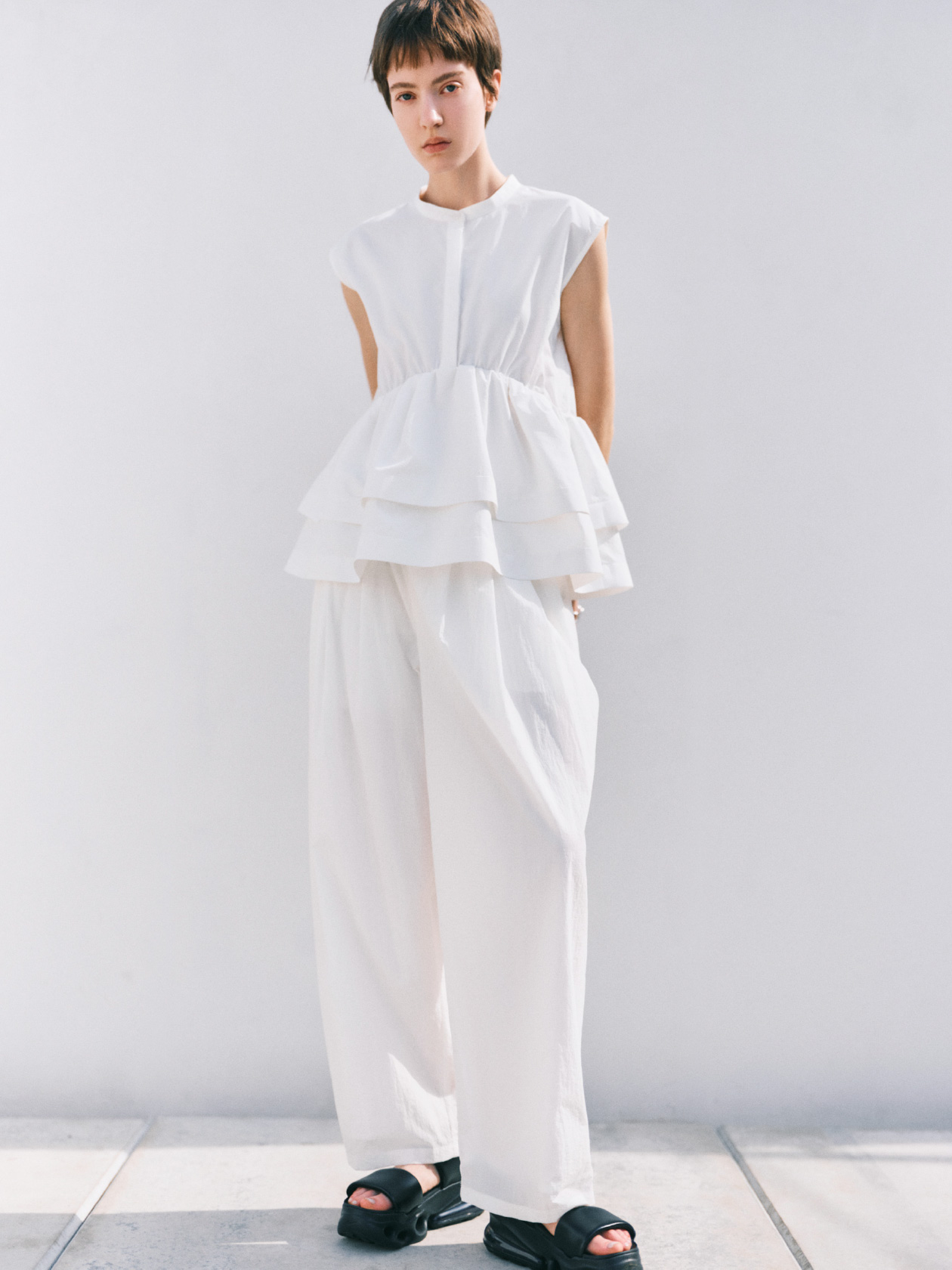 BLACK & WHITE '26 MID SUMMER COLLECTION │ emmi（エミ）公式サイト