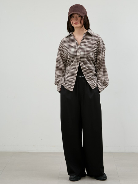 emmi LIMITED ITEM 8.1 fri. 0:00 LAUNCHのメインビジュアル01