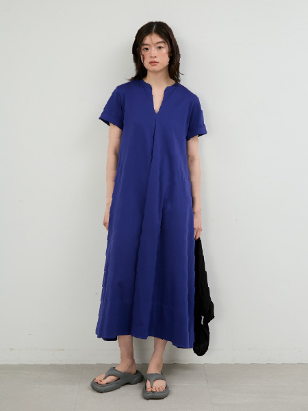 emmi LIMITED ITEM 8.1 fri. 0:00 LAUNCHのメインビジュアル04