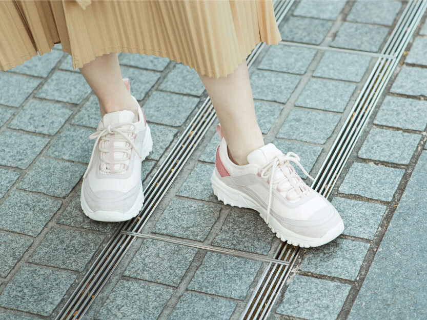 le coq sportif × emmi L-U WANDERER EM │ emmi（エミ）公式サイト