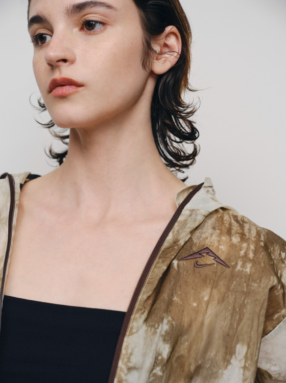 NIKE meets emmi Trail Running in Urban Looks