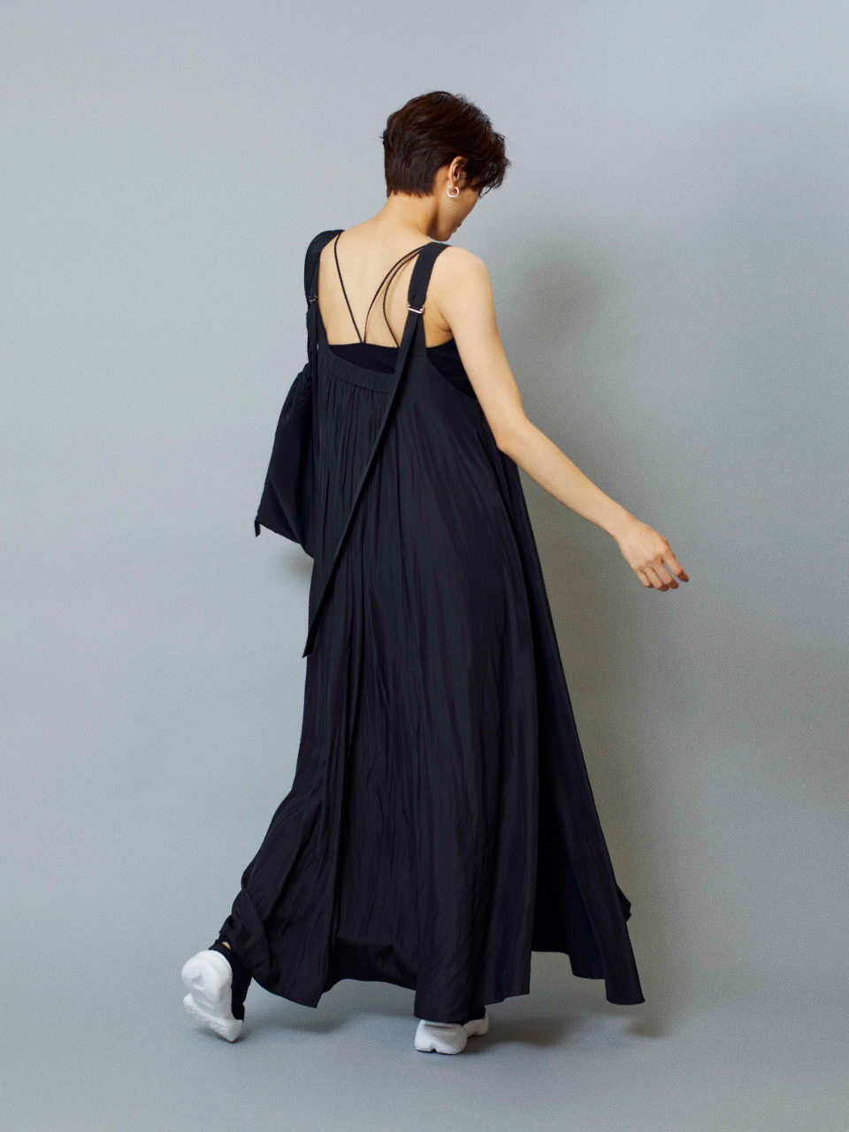あなたを守る服” 抗ウイルス素材を使用した「emmi×VIBTEX