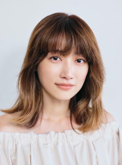 emmi × Youn-a Special Instagram Live